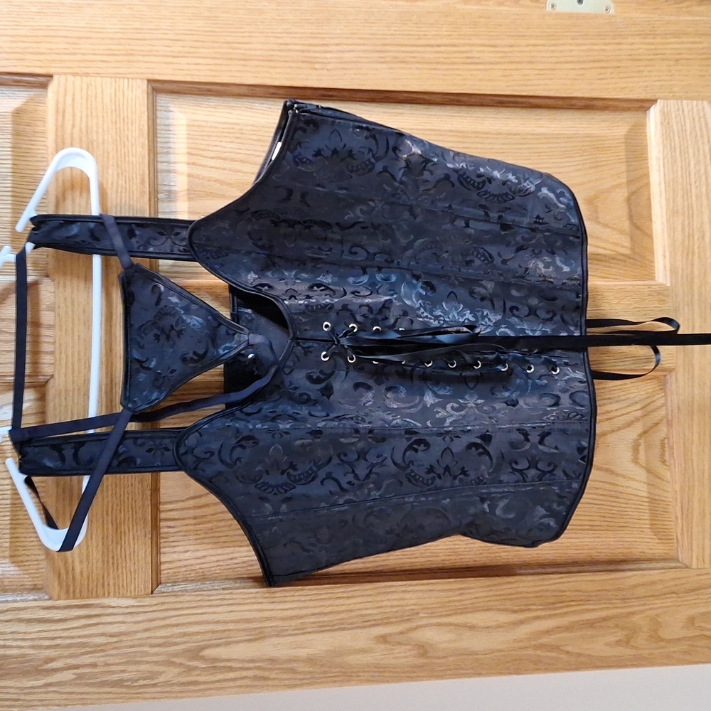 Women's Black Corset Satin Embossed with G-string Costume Renaissance Faire 2x